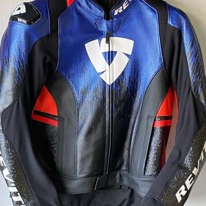 Rev’it Quantum 2 leather motorcycle jacket size 54 Euro 44 US